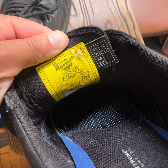 Dr. Martens Black Leather Oxford Shoes Men's Classic Uniform Workwear - Picture 9 of 10